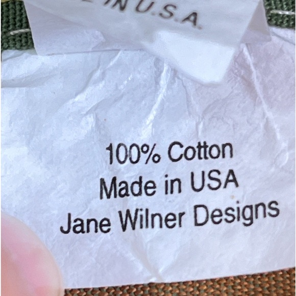 Jane Wilner 26” Striped Euro Sham Haute Couture Linens, 2.5” Scalloped Flange - Picture 9 of 12